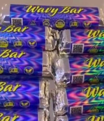 Dark Chocolate Wavy Bar For Sale